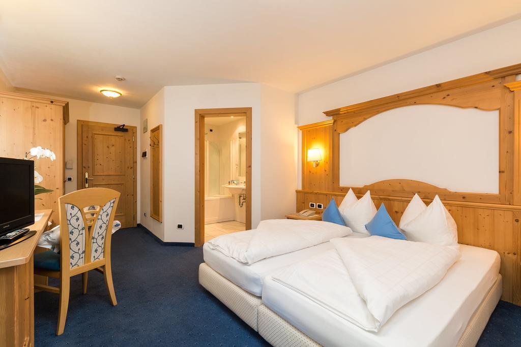Hotel Bel Sit Corvara In Badia Eksteriør bilde