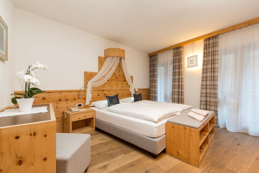 Hotel Bel Sit Corvara In Badia Eksteriør bilde