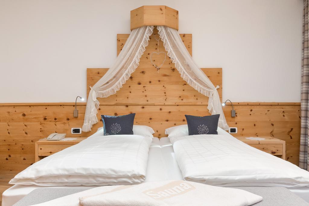 Hotel Bel Sit Corvara In Badia Eksteriør bilde