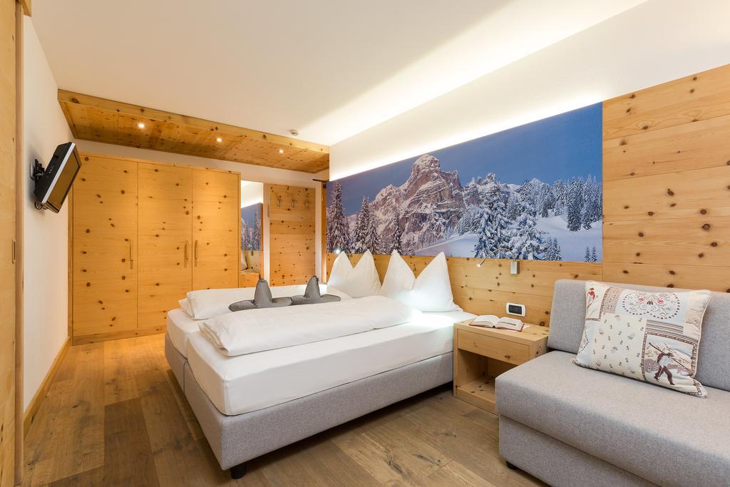 Hotel Bel Sit Corvara In Badia Eksteriør bilde