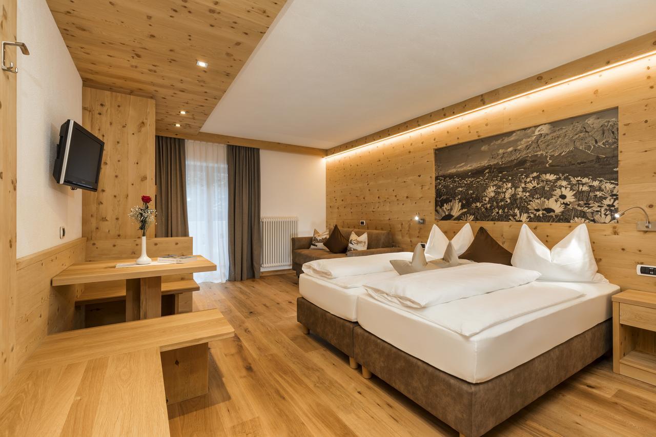Hotel Bel Sit Corvara In Badia Eksteriør bilde
